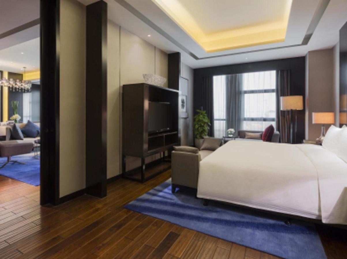 Wanda Realm Wuhan Exterior foto